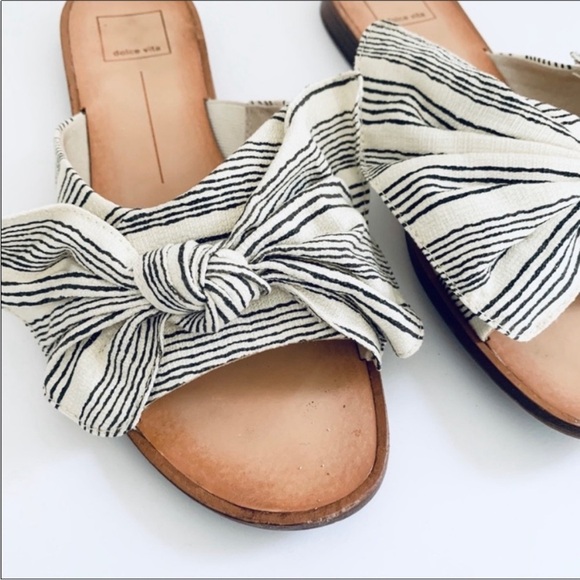 Dolce Vita Parin Striped Oversize Bow Sandals - Picture 2 of 7
